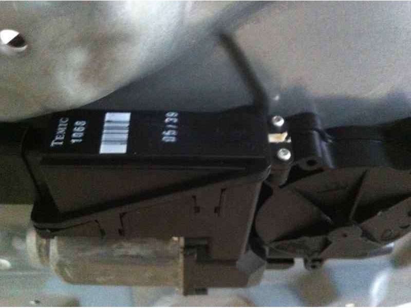 Recambio de elevalunas delantero derecho para nissan primera berlina (p12) referencia OEM IAM 80770BA100  80770AV610