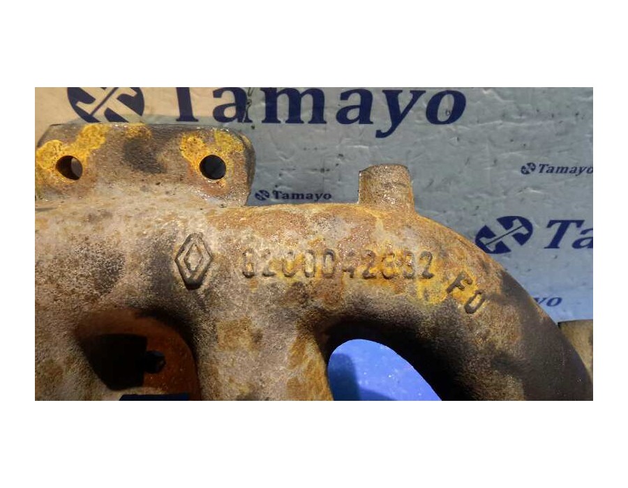 Recambio de colector escape para renault master ii phase 2 bus 2.5 diesel referencia OEM IAM 8200042882  