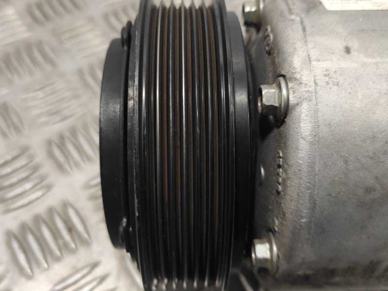 Recambio de compresor aire acondicionado para mini countryman (f60) referencia OEM IAM 64526826879 6452682687901 21137510