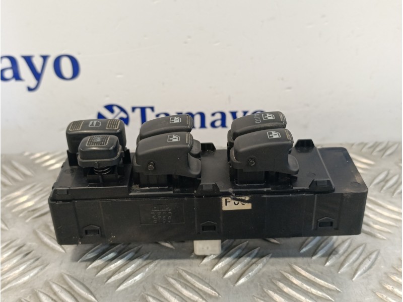Recambio de mando elevalunas delantero izquierdo para hyundai trajet (fo) 2.0 crdi cat referencia OEM IAM 621W02250  620W03030