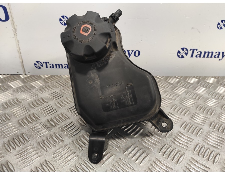 Recambio de deposito expansion para bmw serie 1 berlina (e81/e87) 2.0 cat referencia OEM IAM 17137567462  10617211