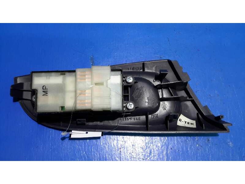 Recambio de mando elevalunas delantero izquierdo para nissan almera (n16/e) acenta referencia OEM IAM 80961BM500  