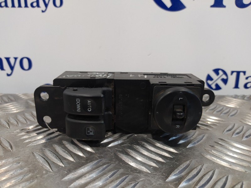 Recambio de mando elevalunas delantero izquierdo para hyundai h 1 2.5 crdi cat referencia OEM IAM 621W01940  