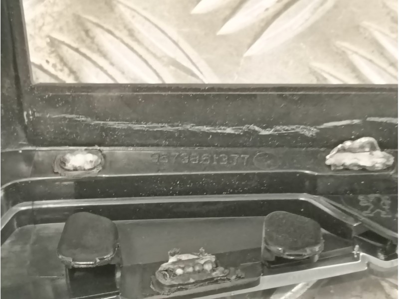 Recambio de moldura para peugeot 2008 (--.2013) 1.2 12v e-thp / puretech referencia OEM IAM 9673861377  