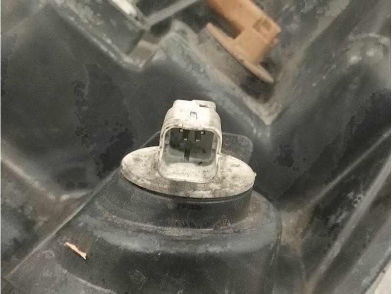 Recambio de faro derecho para dacia lodgy 1.2 16v tce cat referencia OEM IAM 260102414R  