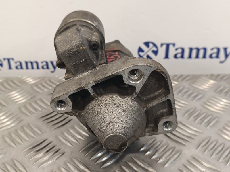 Recambio de motor arranque para renault megane ii classic berlina 1.6 16v referencia OEM IAM 8200266777A  