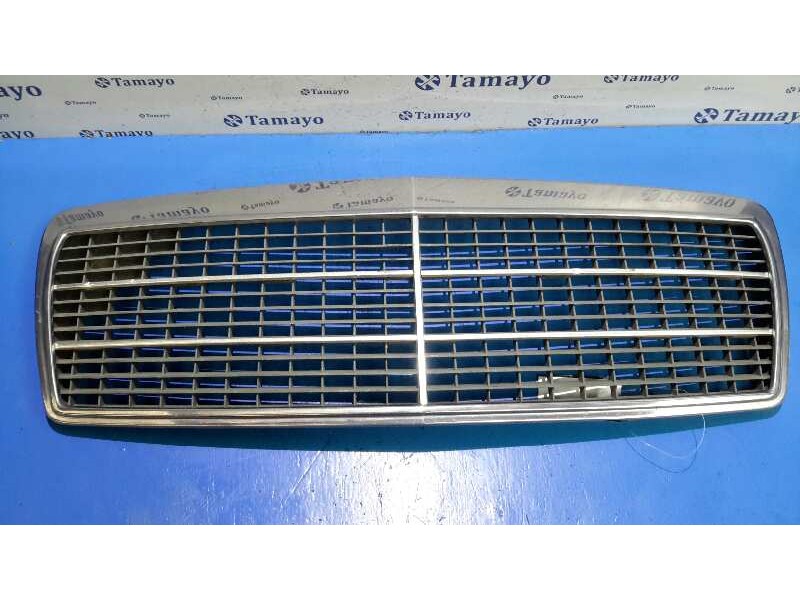 Recambio de rejilla delantera para mercedes-benz clase e (w210) berlina 2.8 24v cat referencia OEM IAM 2108800083  