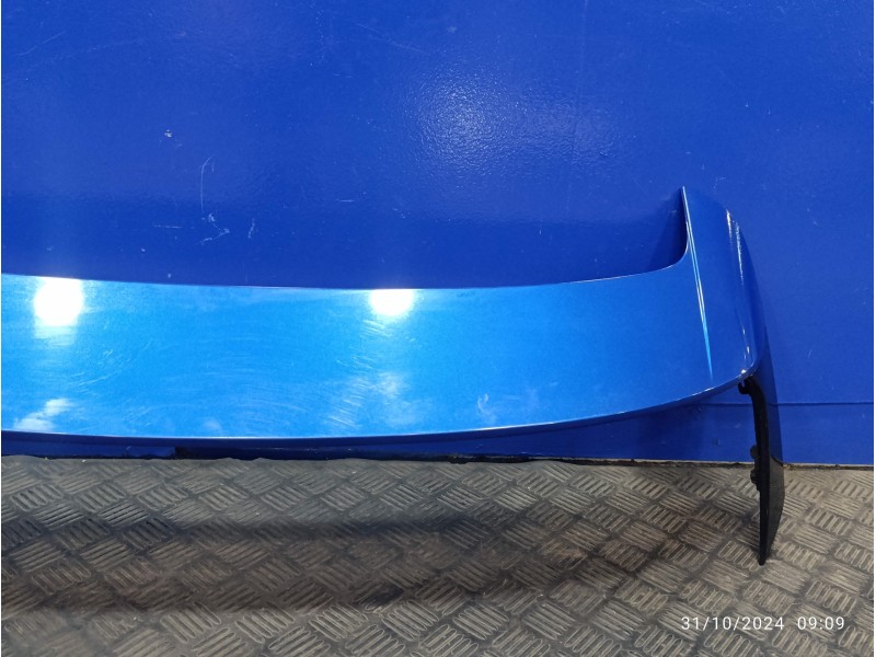 Recambio de aleron trasero para renault clio v 1.0 tce referencia OEM IAM 960307611R  2304857