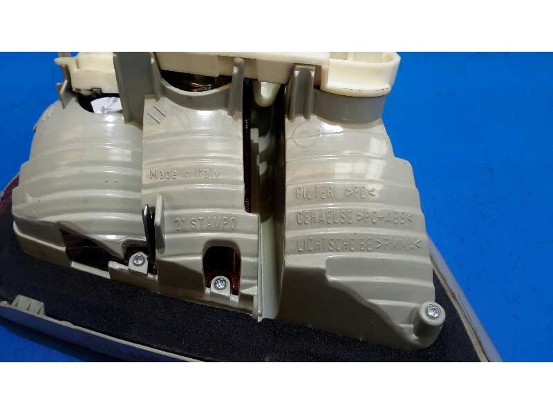 Recambio de piloto trasero izquierdo para bmw serie 3 berlina (e90) 2.0 16v diesel referencia OEM IAM 6937459  