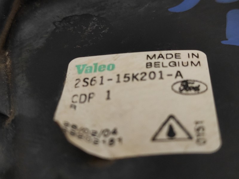 Recambio de faro antiniebla derecho para ford fiesta (cbk) 1.4 16v cat referencia OEM IAM 2S6115K201A  89202181