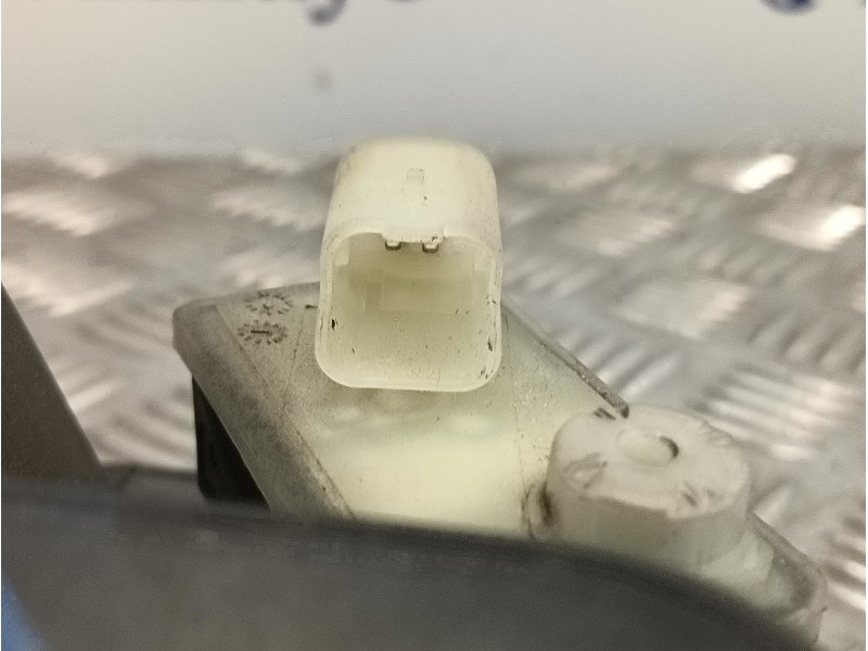 Recambio de tapa exterior combustible para renault clio v 1.0 tce referencia OEM IAM 788269092R  