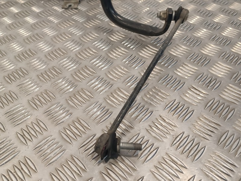 Recambio de barra estabilizadora delantera para renault scenic ii 1.9 dci diesel referencia OEM IAM   