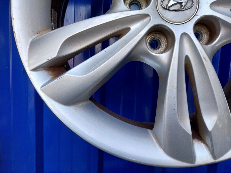 Recambio de llanta para hyundai ix35 1.7 crdi cat referencia OEM IAM 52910-2S200  529102S200