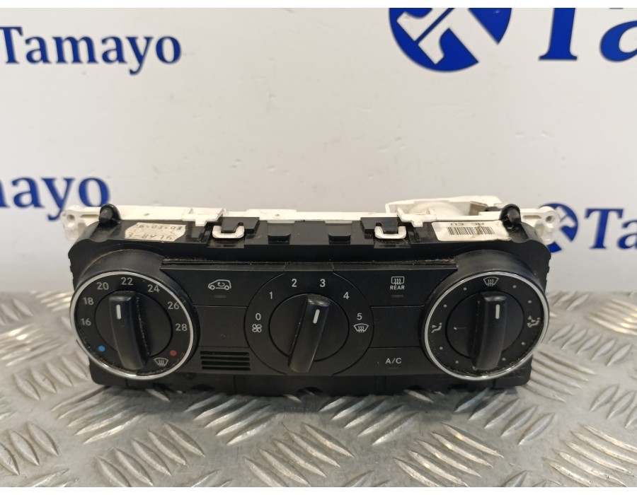Recambio de mando climatizador para mercedes-benz clase b (w245) 2.0 cdi cat referencia OEM IAM A1698301985  69780014