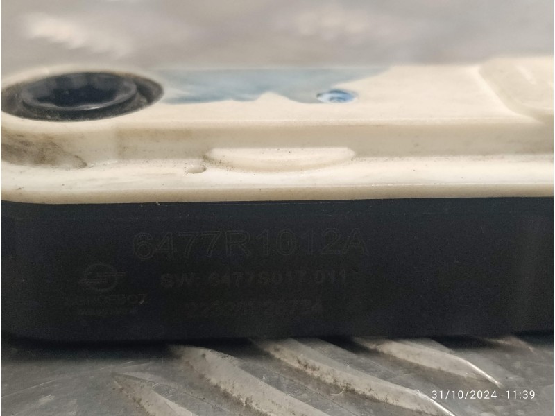 Recambio de motor calefaccion para renault clio v 1.0 tce referencia OEM IAM 6477R1012A  