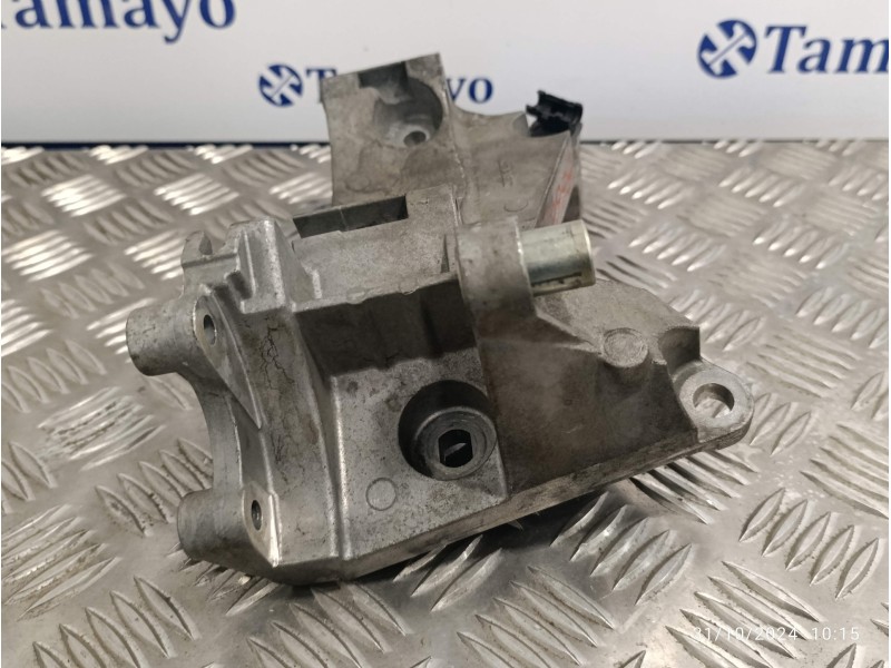 Recambio de soporte alternador para renault kangoo (f/kc0) 1.5 dci diesel referencia OEM IAM 8200185605  