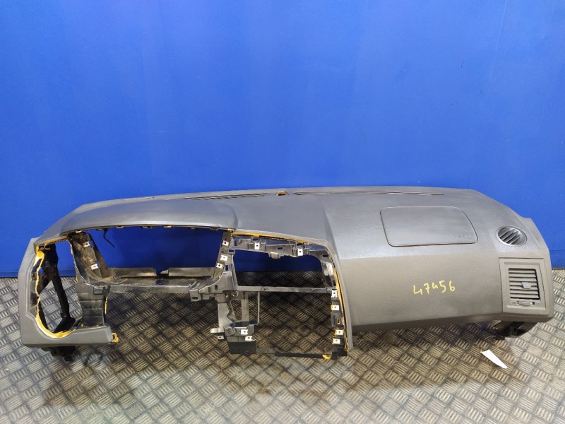 Recambio de salpicadero para ssangyong kyron 2.0 referencia OEM IAM 7650A09010  