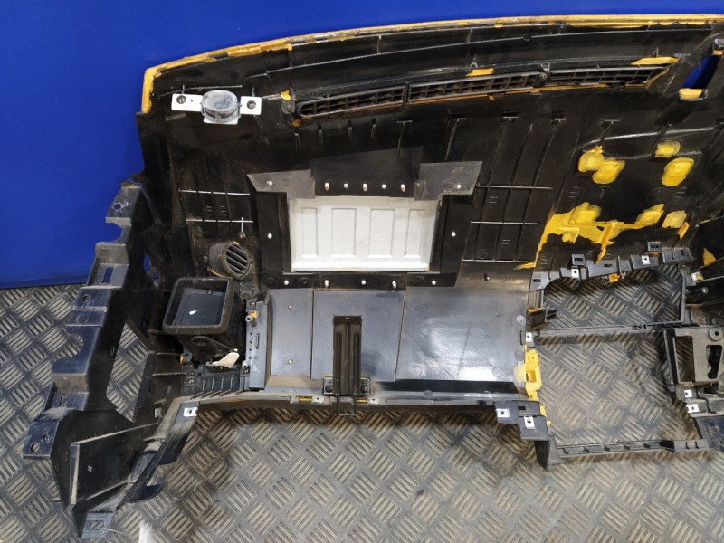 Recambio de salpicadero para ssangyong kyron 2.0 referencia OEM IAM 7650A09010  