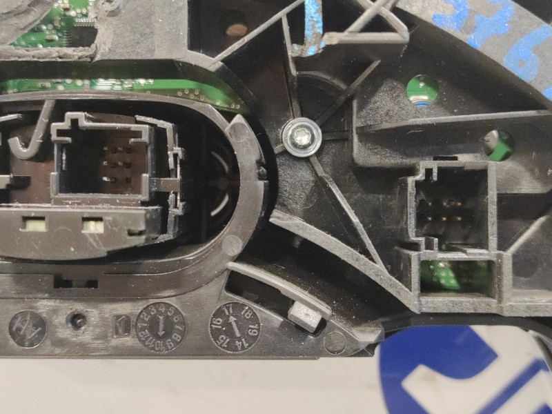 Recambio de consola central para mini countryman (f60) referencia OEM IAM 65509354026  