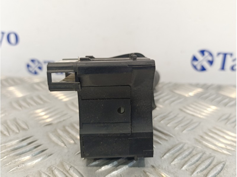 Recambio de mando limpia para dacia sandero 1.5 dci diesel fap cat referencia OEM IAM 8200792586  901057667