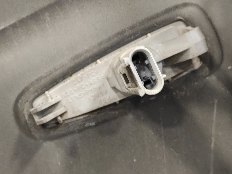 Recambio de aleta delantera derecha para mitsubishi lancer berlina (cy0) referencia OEM IAM   