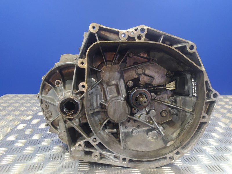 Recambio de caja cambios para citroën c4 picasso 1.6 hdi fap referencia OEM IAM 20EA07  