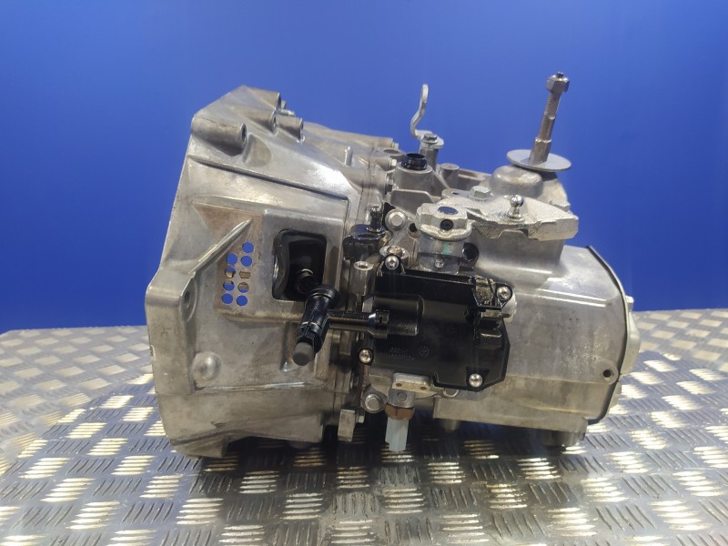 Recambio de caja cambios para citroën c4 picasso 1.6 hdi fap referencia OEM IAM 20EA07  