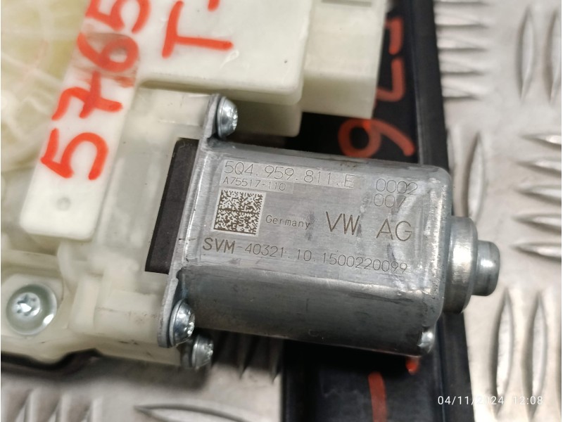 Recambio de elevalunas trasero derecho para volkswagen passat lim. (3g2) referencia OEM IAM 5Q4959811E  A097476