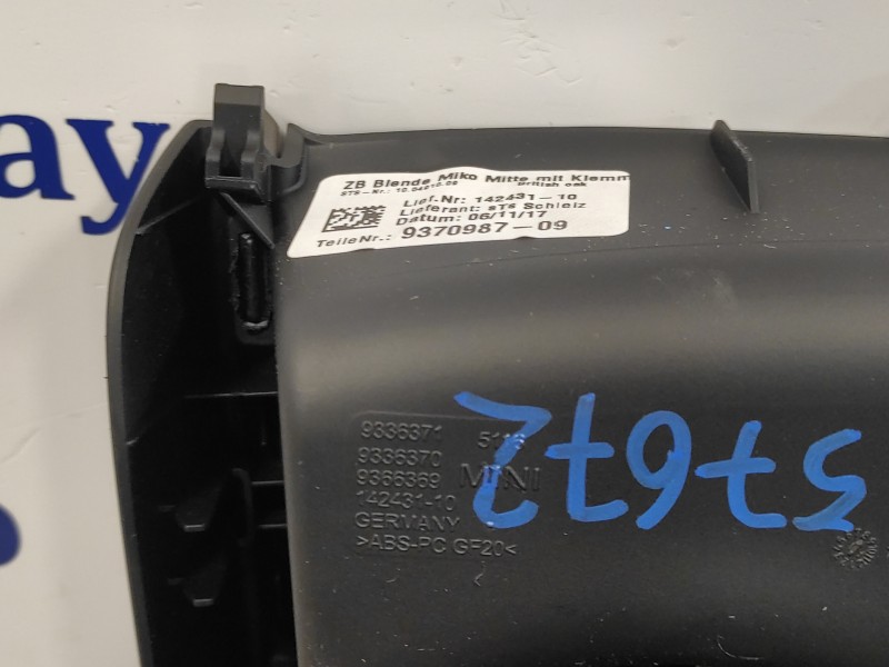 Recambio de moldura para mini countryman (f60) referencia OEM IAM 9336371  