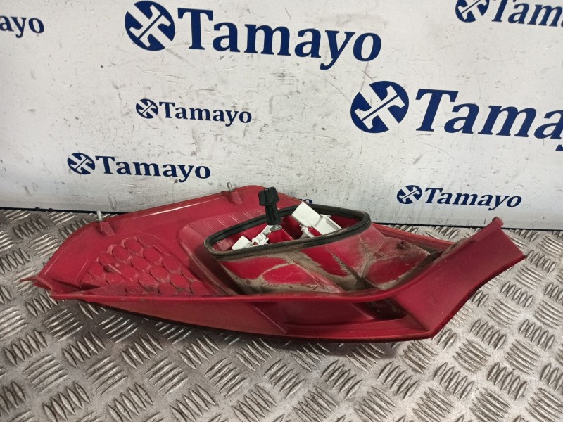 Recambio de piloto trasero izquierdo para ford fiesta vi (cb1, ccn) 1.6 tdci referencia OEM IAM 8A6113406A  