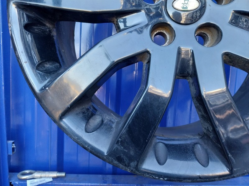 Recambio de llanta para land rover range rover sport 2.7 td v6 cat referencia OEM IAM RRC500681XXX  