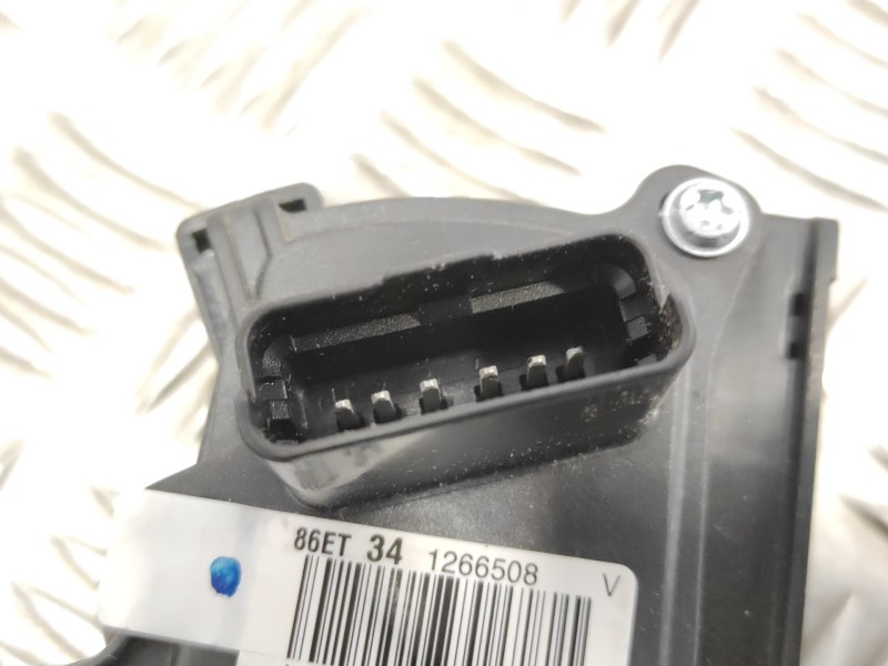Recambio de pedal acelerador para peugeot 3008 1.2 12v e-thp referencia OEM IAM 9674829180  0280755273