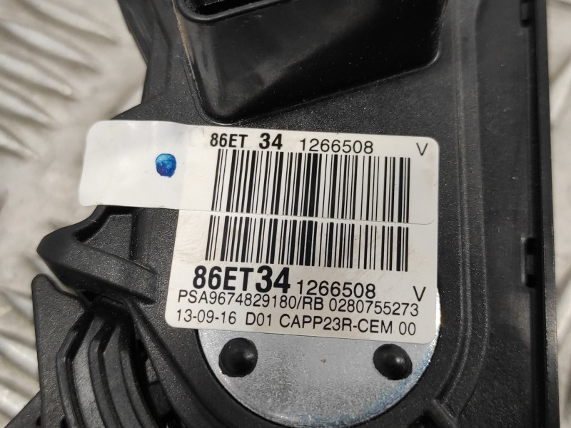 Recambio de pedal acelerador para peugeot 3008 1.2 12v e-thp referencia OEM IAM 9674829180  0280755273