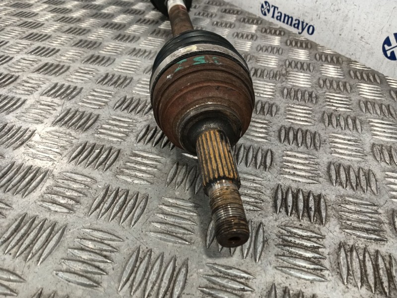 Recambio de transmision delantera izquierda para renault megane ii classic berlina 1.5 dci diesel referencia OEM IAM 8200626043 