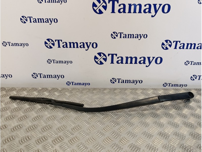 Recambio de brazo limpia delantero derecho para hyundai i30 fastback 1.4 tgdi cat referencia OEM IAM   