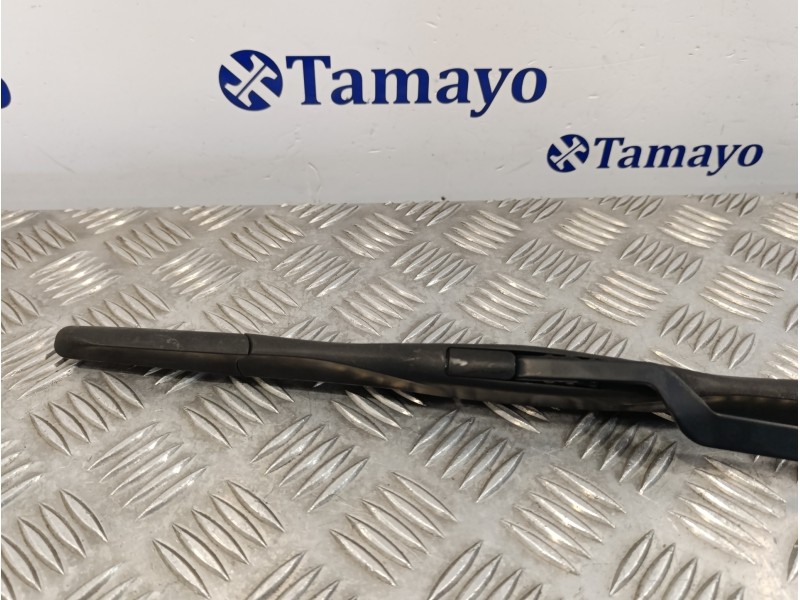 Recambio de brazo limpia delantero derecho para hyundai i30 fastback 1.4 tgdi cat referencia OEM IAM   