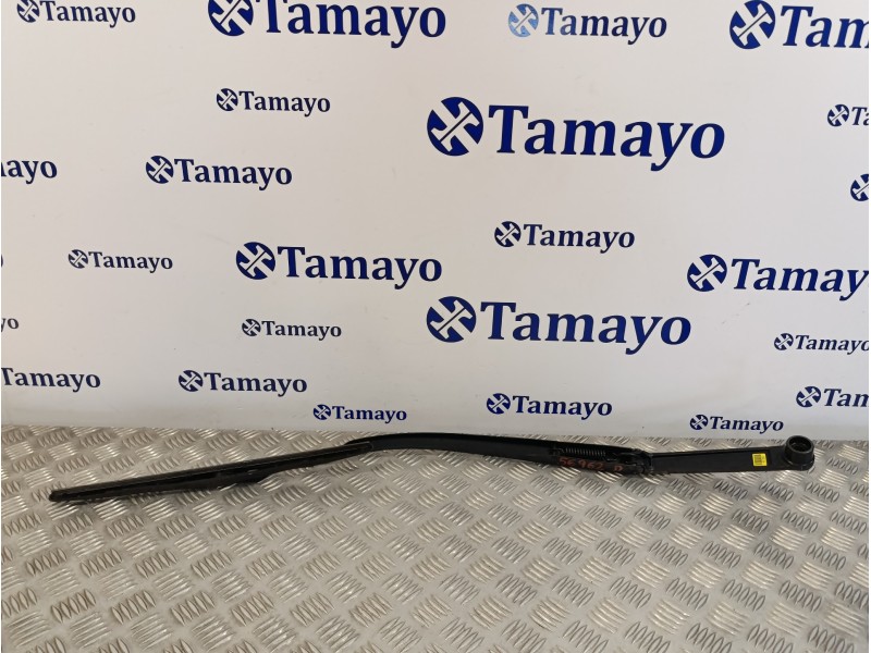 Recambio de brazo limpia delantero derecho para hyundai i30 fastback 1.4 tgdi cat referencia OEM IAM   