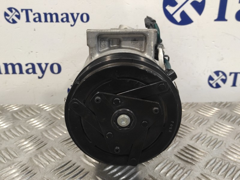 Recambio de compresor aire acondicionado para renault clio v 1.0 tce referencia OEM IAM 926004423R  926004423R