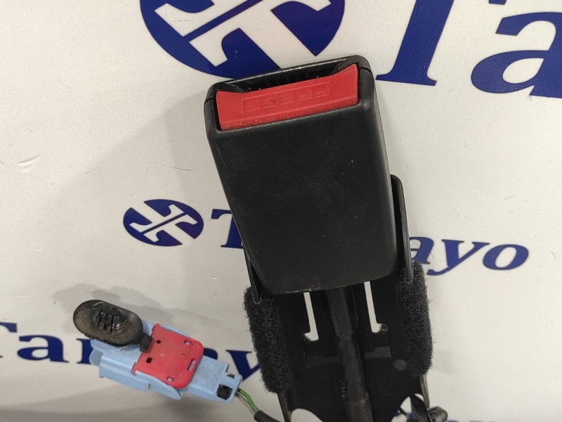 Recambio de pretensor airbag derecho para citroën c3 1.4 hdi referencia OEM IAM 9639873877  