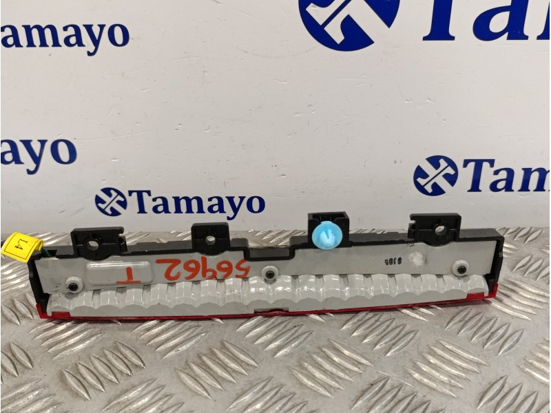 Recambio de luz central de freno para hyundai i30 fastback 1.4 tgdi cat referencia OEM IAM 92700G4110  