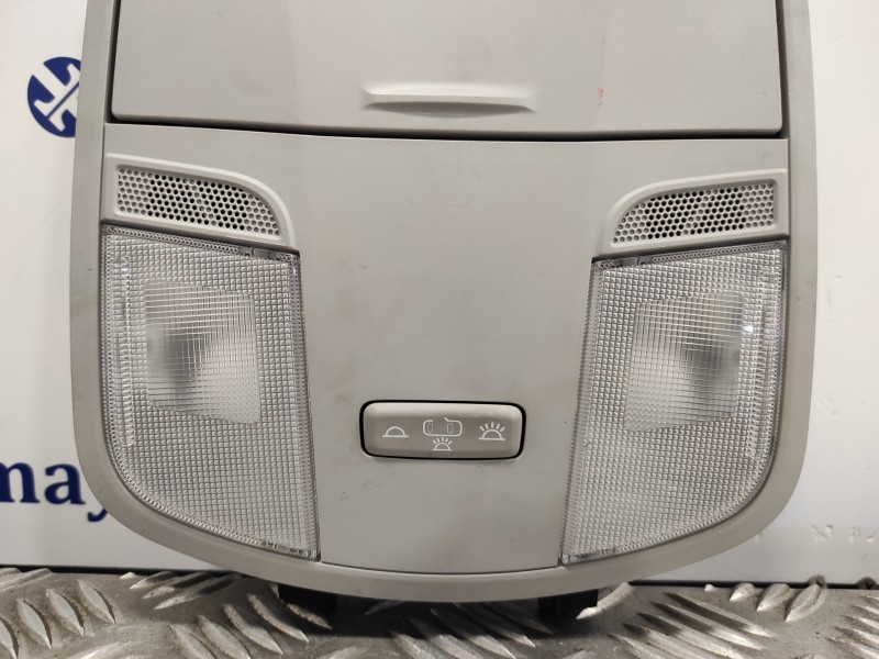 Recambio de luz interior para hyundai i30 fastback 1.4 tgdi cat referencia OEM IAM 92800G30XX  92800G3010TTX