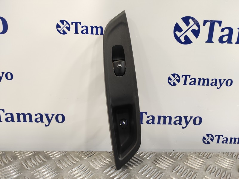 Recambio de mando elevalunas trasero derecho para nissan micra v (k14) 1.0 12v cat referencia OEM IAM 829505FA1E  