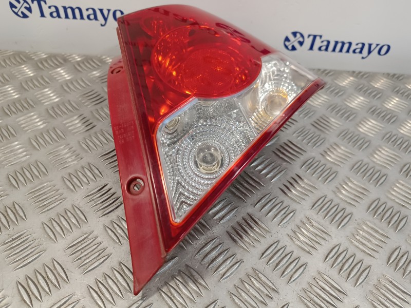 Recambio de piloto trasero derecho para chevrolet kalos 1.4 cat referencia OEM IAM   