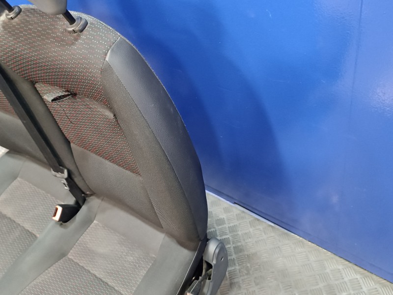 Recambio de asiento delantero derecho para peugeot boxer furgón 2.2 hdi fap cat referencia OEM IAM   