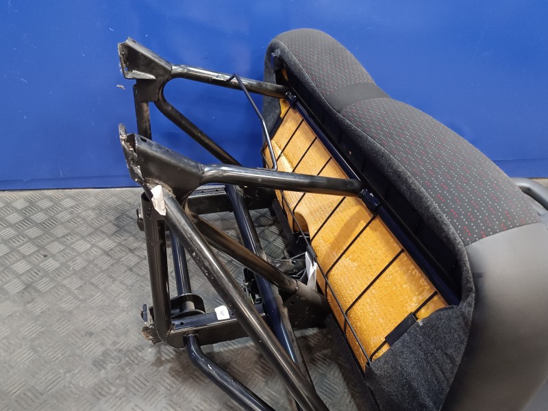 Recambio de asiento delantero derecho para peugeot boxer furgón 2.2 hdi fap cat referencia OEM IAM   