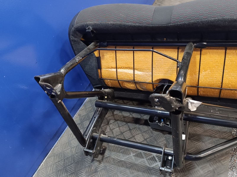 Recambio de asiento delantero derecho para peugeot boxer furgón 2.2 hdi fap cat referencia OEM IAM   