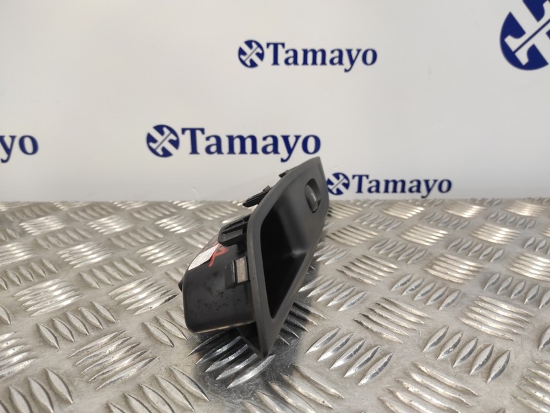 Recambio de mando elevalunas trasero izquierdo para nissan micra v (k14) 1.0 12v cat referencia OEM IAM 829515FA1E  