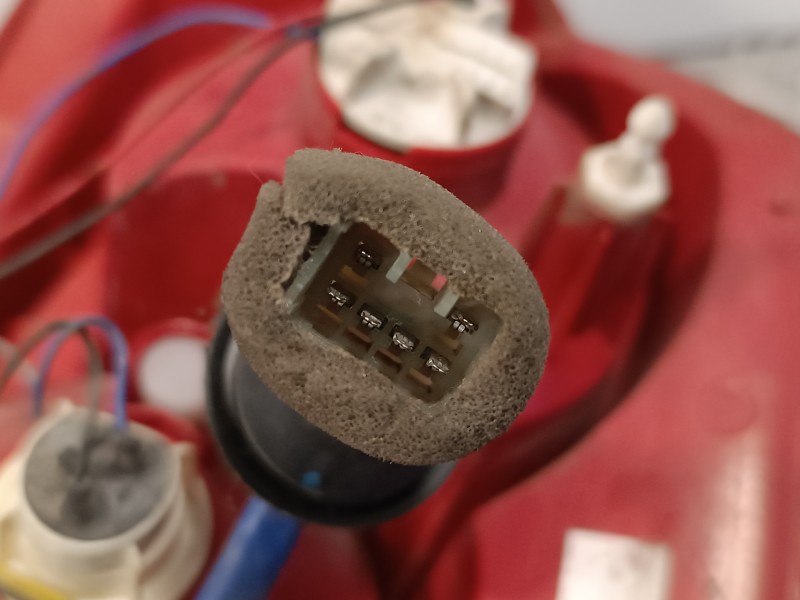 Recambio de piloto trasero izquierdo para chevrolet kalos 1.4 cat referencia OEM IAM   