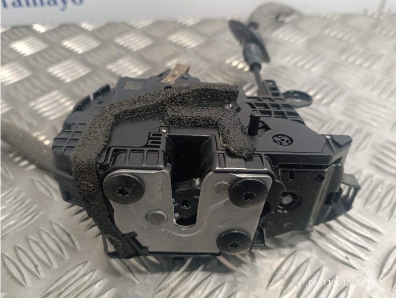 Recambio de cerradura puerta trasera izquierda para renault clio v 1.0 tce referencia OEM IAM 825039554R  40739134