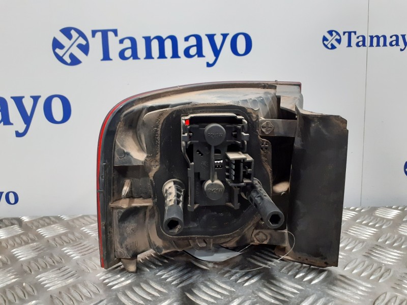Recambio de piloto trasero derecho para fiat stilo multi wagon (192) 1.9 jtd cat referencia OEM IAM 28190202  